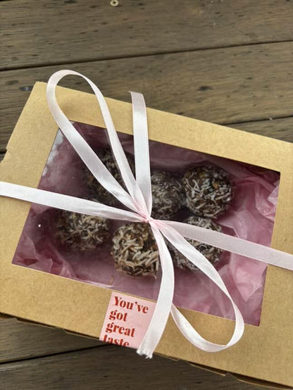 Bliss Ball Box &amp; Tulip Bunch